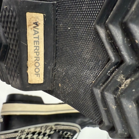 Sorel Tivoli Tweed Waterproof Ankle Winter Boots size 7 Houndstooth NL1627-068 - Picture 9 of 10